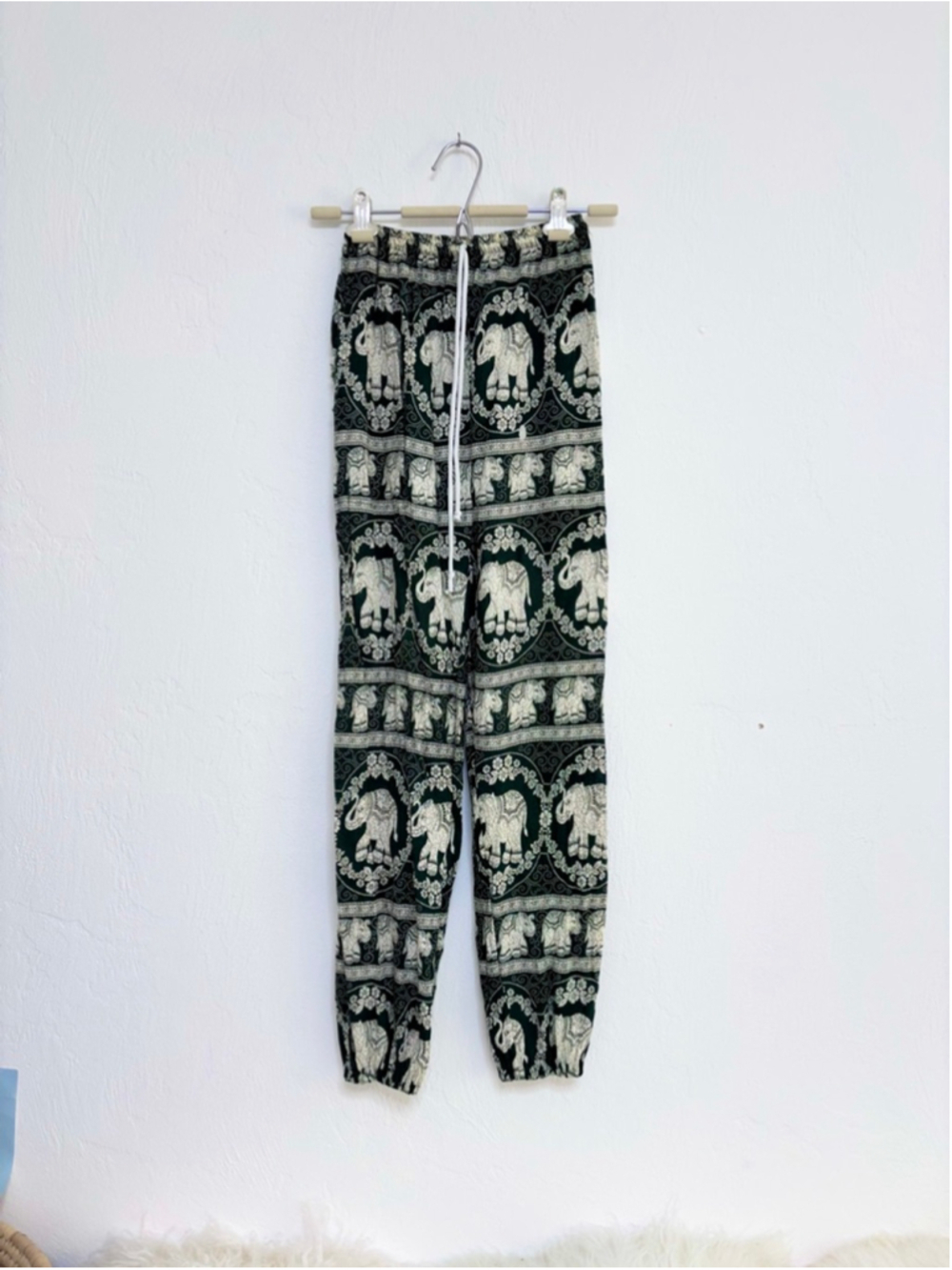 Women's Unbranded Green & White Elephant Print Harem Pants XS /S